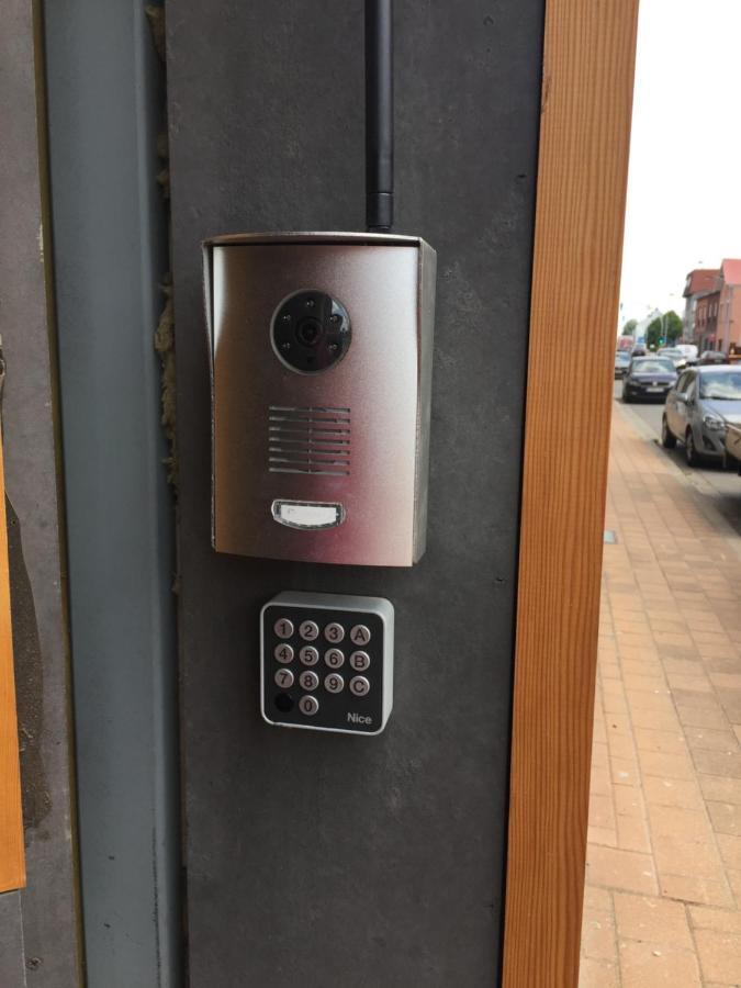 Suite 336 Menen Exterior foto